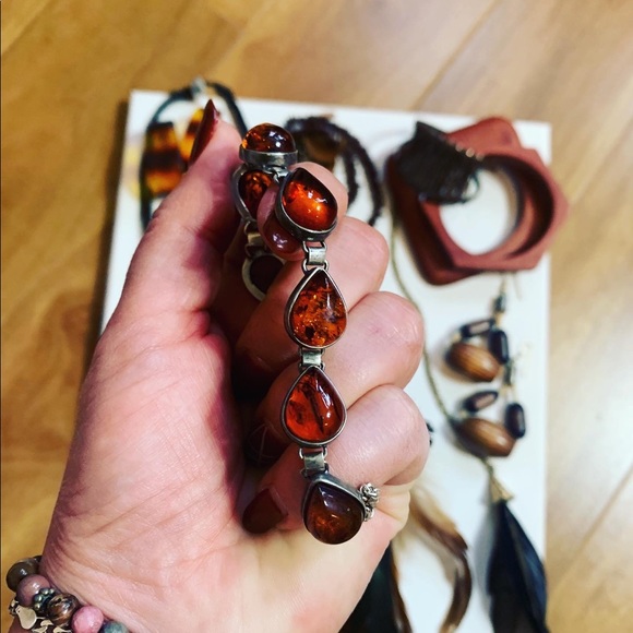 Lot of Earthy Boho Vintage & Handmade Statement Costume Jewellery - Picture 6 of 11